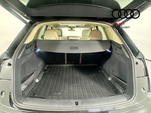 Used 2024 Audi Q5 2.0T Premium w/ Convenience Package image 32