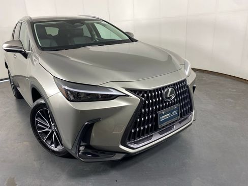 Used 2022 Lexus NX 350h AWD image 3