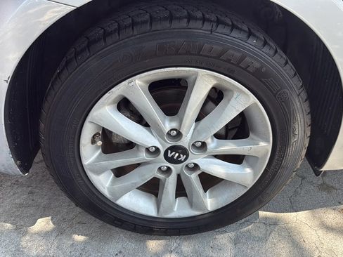 Used 2017 Kia Forte LX w/ LX Popular Package FWD image 43