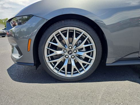 New 2025 Ford Mustang Premium image 24