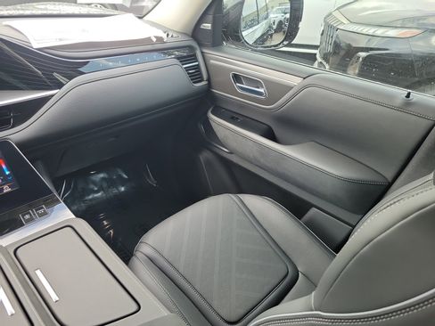 New 2026 INFINITI QX80 Luxe w/ Cargo Package image 13