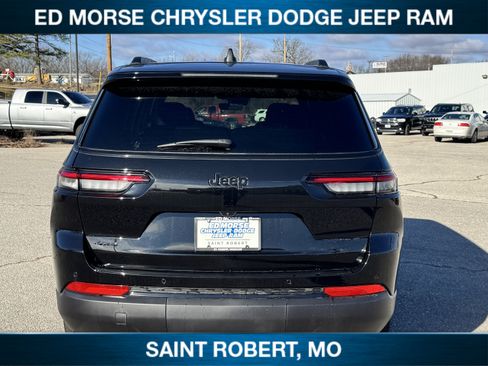 New 2025 Jeep Grand Cherokee L Altitude AWD/4WD image 3