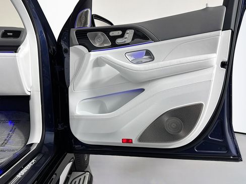 New 2026 Mercedes-Benz Maybach GLS 600 4MATIC image 26