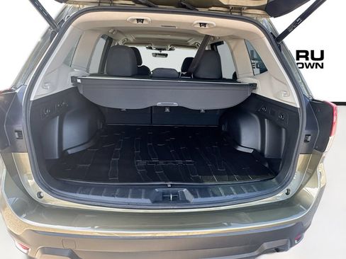 Used 2024 Subaru Forester Premium AWD/4WD image 32
