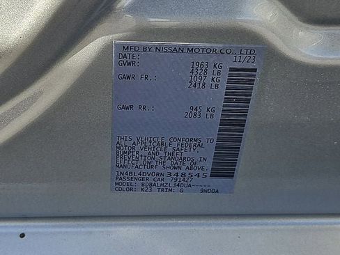 Used 2024 Nissan Altima 2.5 SV image 37