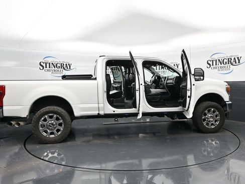Used 2020 Ford F250 Lariat w/ Lariat Ultimate Package AWD/4WD image 36
