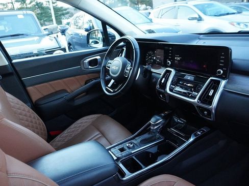 Used 2023 Kia Sorento SX Prestige image 35