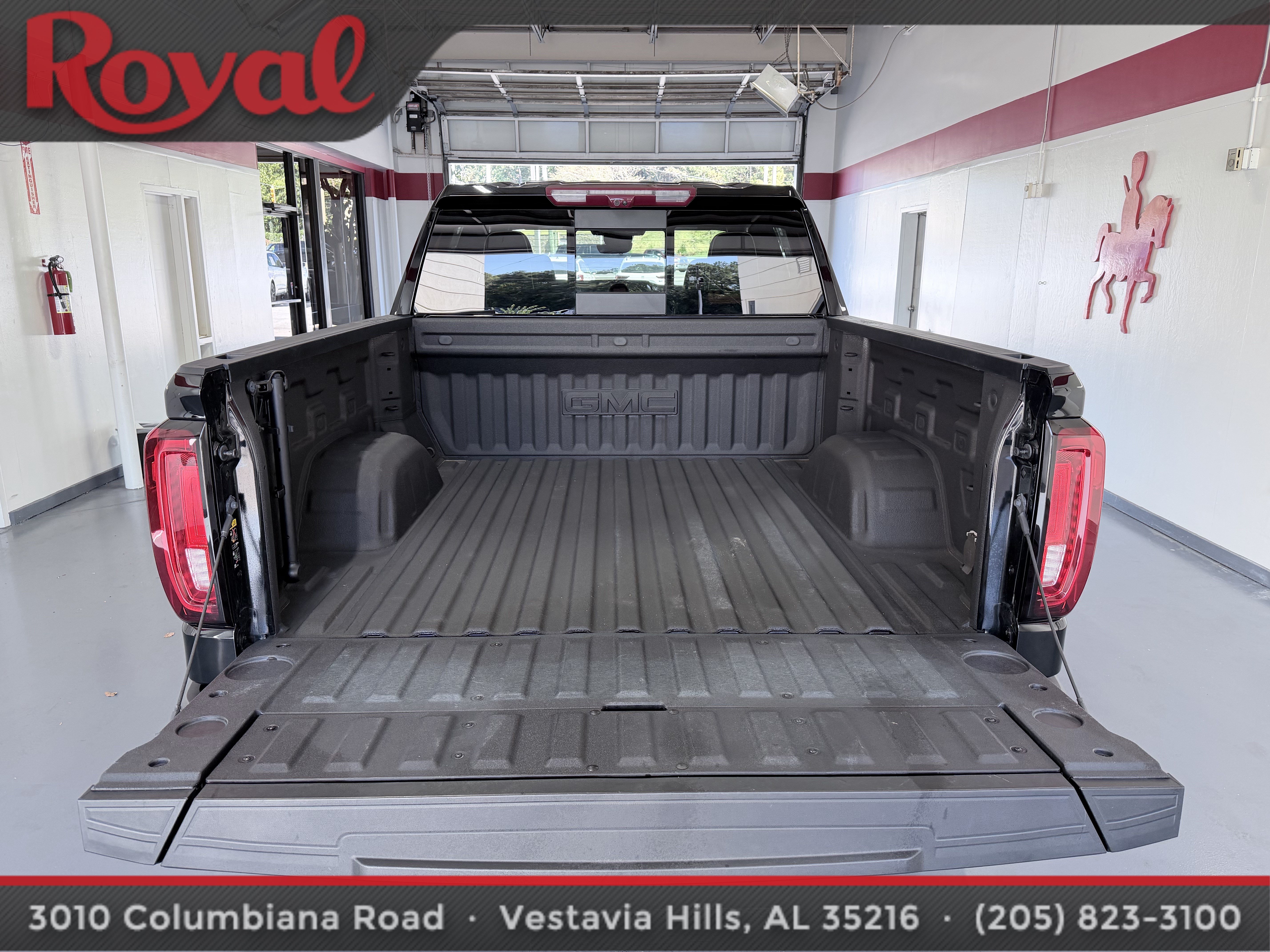 Used 2025 GMC Sierra 1500 AT4X AWD/4WD image 6