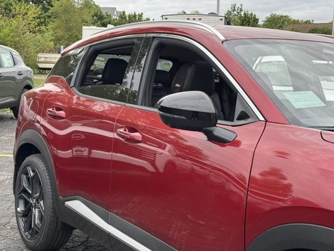 New 2026 Nissan Kicks SR w/ SR Premium Package AWD/4WD image 14