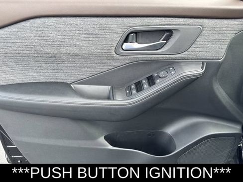 Used 2023 Nissan Rogue SV AWD/4WD image 9