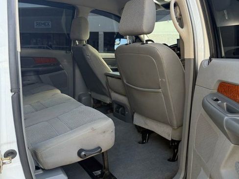 Used 2006 Dodge Ram 2500 Truck SLT image 14