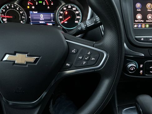 Used 2022 Chevrolet Equinox LT image 13