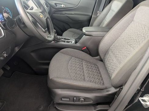 Used 2024 Chevrolet Equinox LT FWD image 12