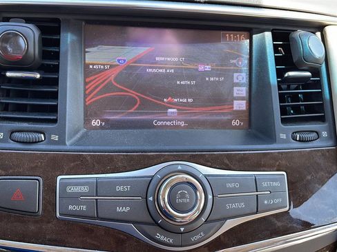 Used 2016 INFINITI QX80 4WD w/ Driver's Assistance Package image 7