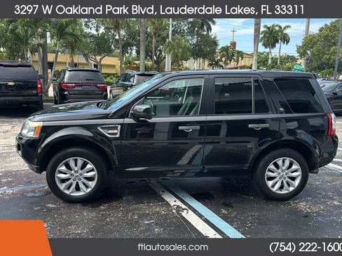 Used 2011 Land Rover LR2 HSE AWD/4WD image 7