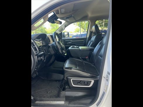 Used 2021 RAM 1500 Laramie AWD/4WD image 10