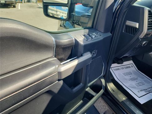 Used 2018 Ford F250 Platinum w/ Platinum Ultimate Package image 13