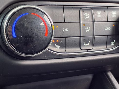 Used 2023 Chevrolet TrailBlazer LT image 5