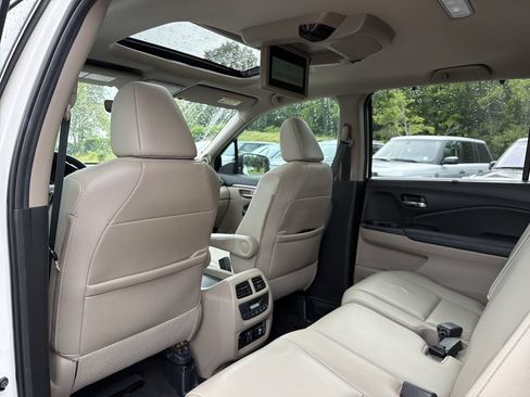 Used 2019 Honda Pilot EX-L image 12