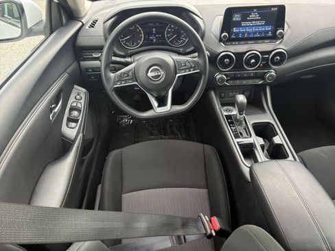 Used 2025 Nissan Sentra SV FWD image 28