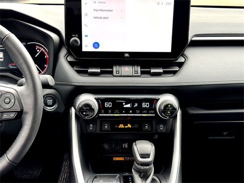 Used 2024 Toyota RAV4 XLE Premium image 30