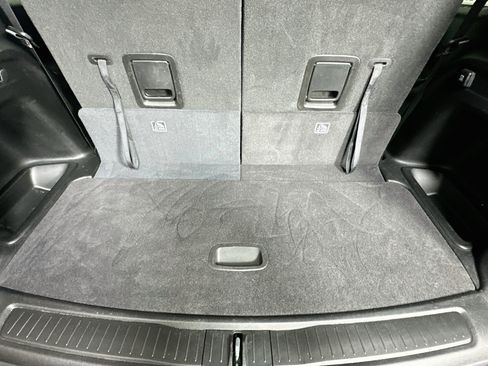 Used 2023 Jeep Grand Cherokee L Laredo AWD/4WD image 29