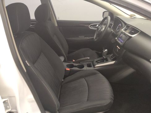 Used 2019 Nissan Sentra SV FWD image 21