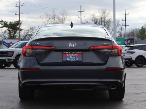 Used 2024 Honda Civic Sport image 7