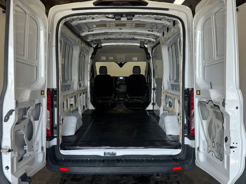 Used 2021 Ford Transit 250 Medium Roof RWD image 24