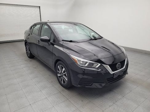 Used 2021 Nissan Versa SV FWD image 13