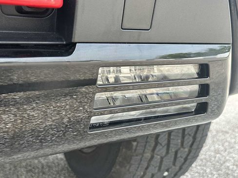Certified 2022 Chevrolet Silverado 1500 LT Trail Boss w/ LT Trail Boss Premium Package AWD/4WD image 11