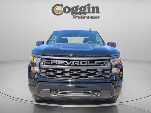 New 2026 Chevrolet Silverado 1500 Custom w/ LPO, Dark Essentials Package image 9