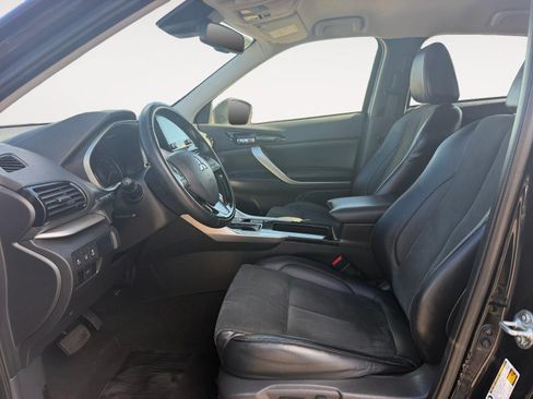 Used 2024 Mitsubishi Eclipse Cross SE AWD/4WD image 9