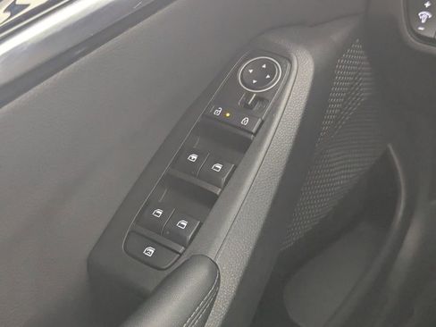 Used 2024 Kia Seltos S AWD/4WD image 15