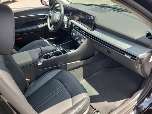 New 2026 Hyundai Sonata Limited FWD image 23