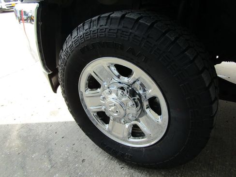 Used 2022 RAM 2500 Big Horn AWD/4WD image 24