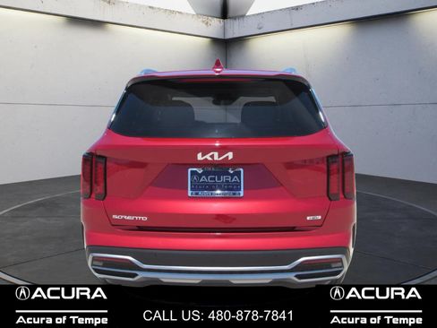 Used 2023 Kia Sorento EX w/ Panoramic Sunroof Package FWD image 7