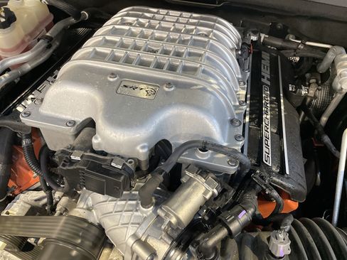 Used 2018 Jeep Grand Cherokee Trackhawk AWD/4WD image 44