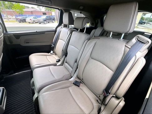 Used 2024 Honda Odyssey Elite image 18