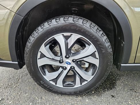 Used 2021 Subaru Outback Touring XT AWD/4WD image 8