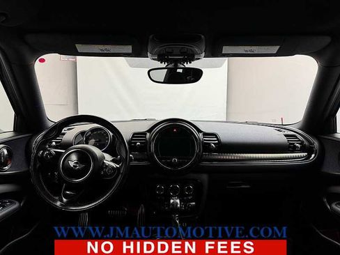Used 2017 MINI Cooper Clubman S image 11
