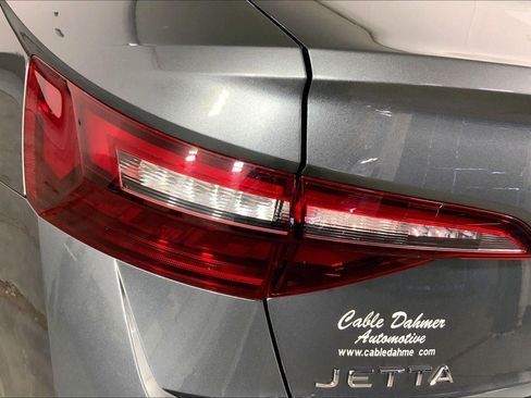 Used 2023 Volkswagen Jetta S image 27