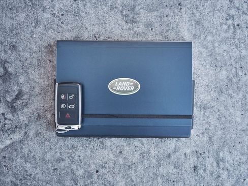 Used 2026 Land Rover Range Rover Long Wheelbase SE image 84