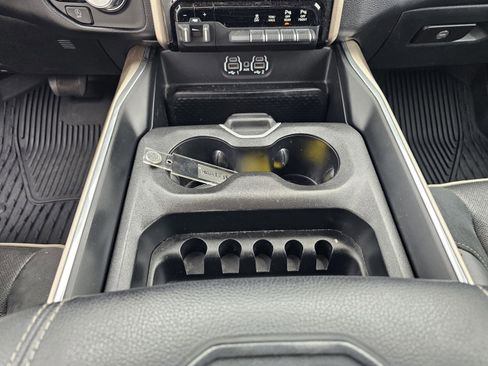 Used 2021 RAM 1500 Laramie AWD/4WD image 28
