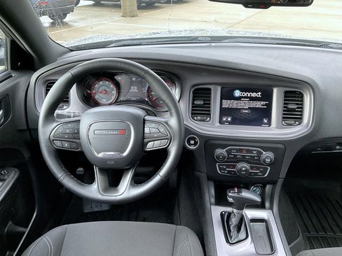 Used 2023 Dodge Charger SXT w/ Blacktop Package image 14