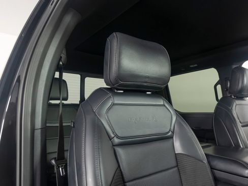 Used 2022 Ford F150 Raptor w/ Equipment Group 801A High AWD/4WD image 38