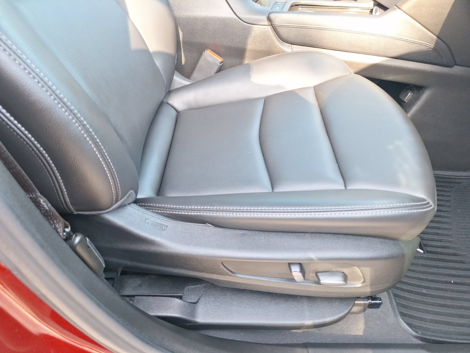 Used 2024 Cadillac XT6 Luxury FWD image 32