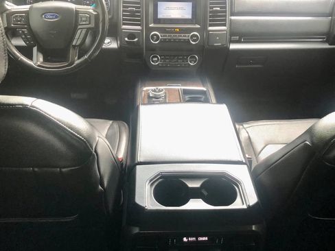 Used 2019 Ford Expedition Limited AWD/4WD image 15