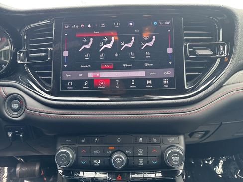 Used 2024 Dodge Durango GT AWD/4WD image 32