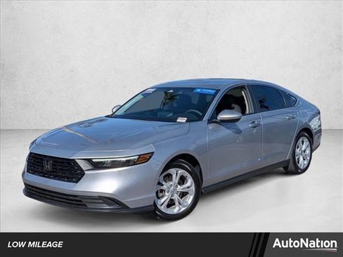 Certified 2025 Honda Accord LX image 1